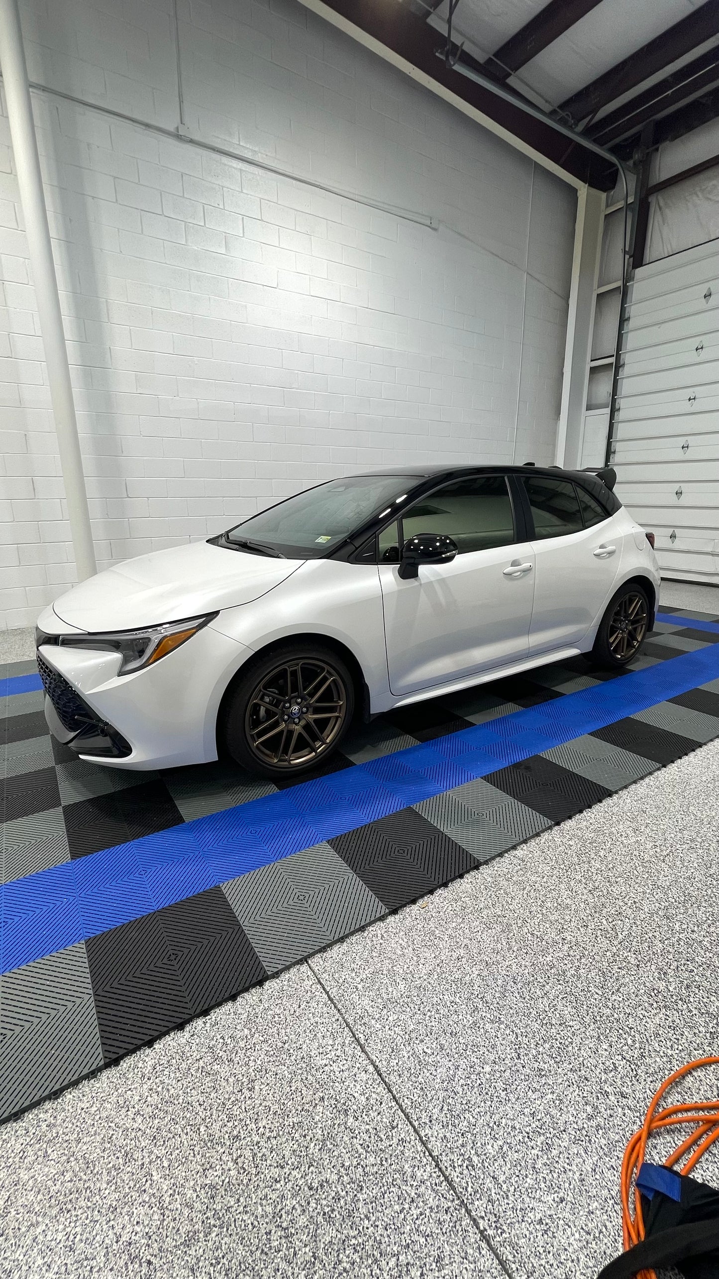 Neo Silver - Reflective Chrome Window Tint